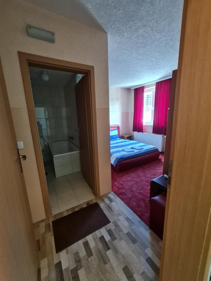 Holiday Ferizaj Exterior photo