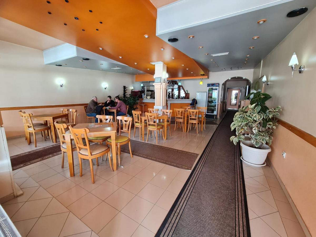 Holiday Ferizaj Exterior photo