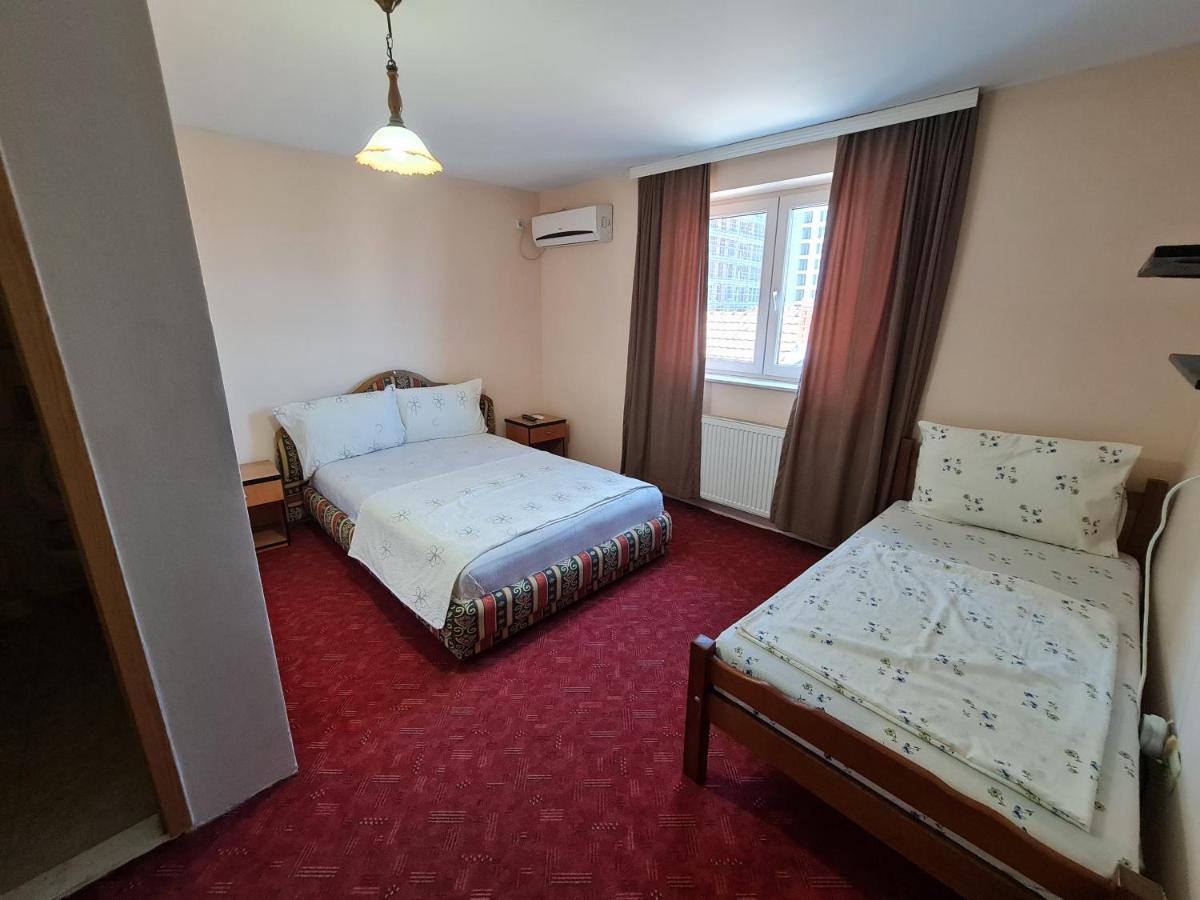 Holiday Ferizaj Exterior photo